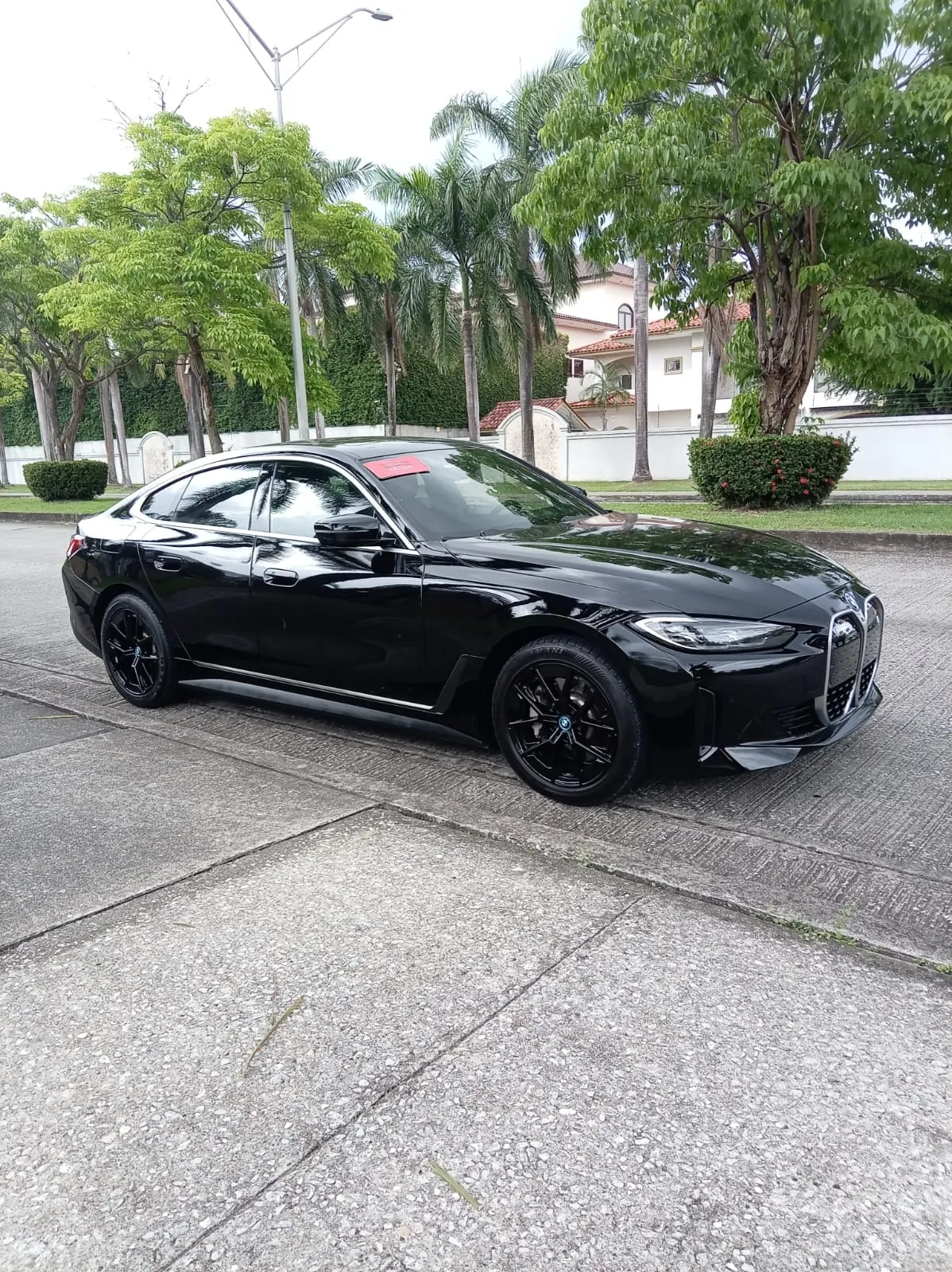 2024 BMW i4