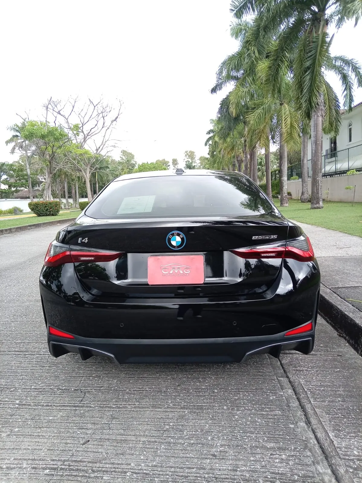 2024 BMW i4