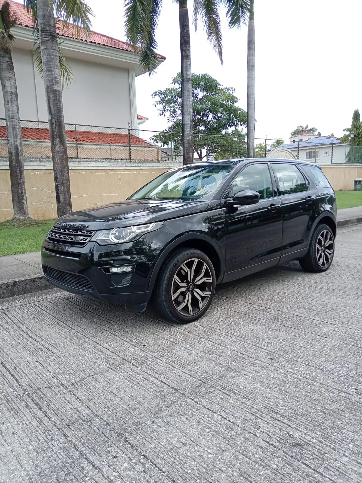 2016 Land Rover Discovery