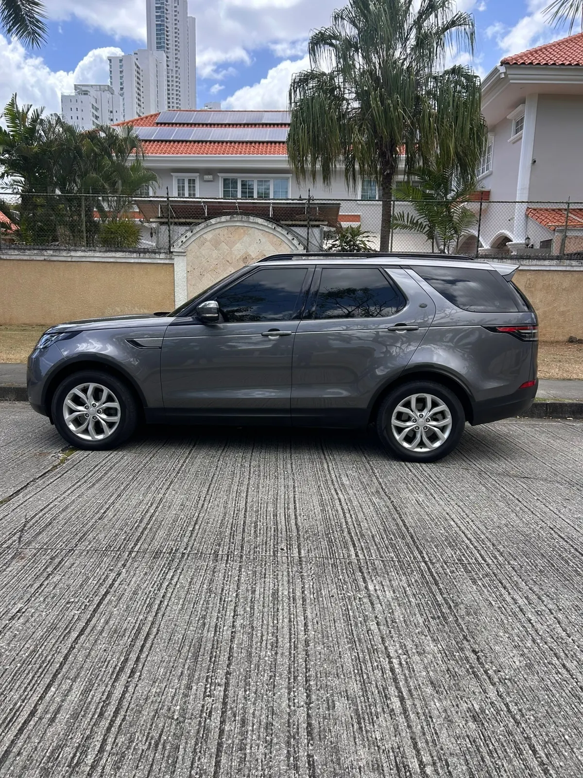 2018 Land Rover Discovery