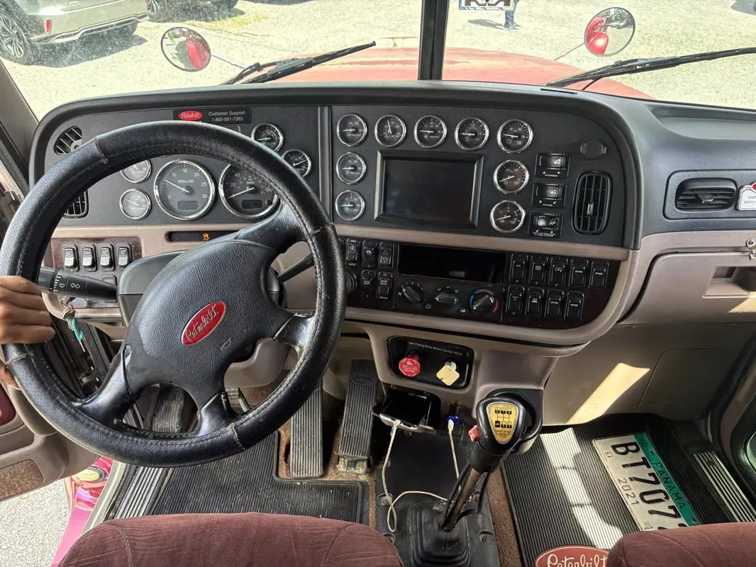 2012 Peterbilt 386