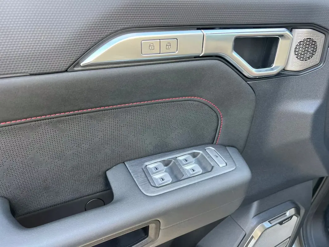 2025 Jetour Traveller