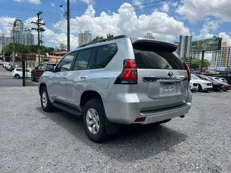 2019 Toyota Land Cruiser Prado