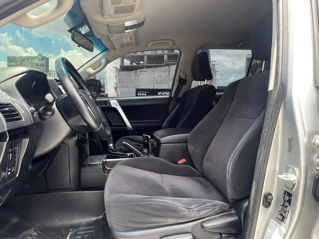 2019 Toyota Land Cruiser Prado