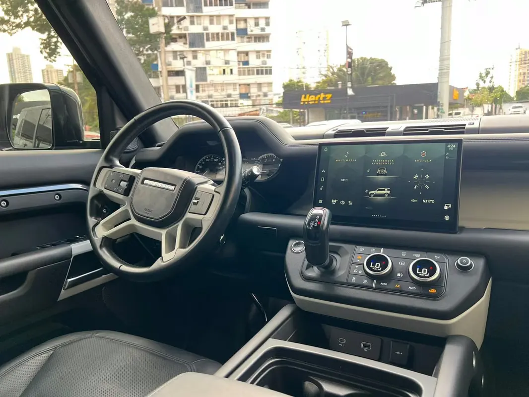 2023 Land Rover Defender