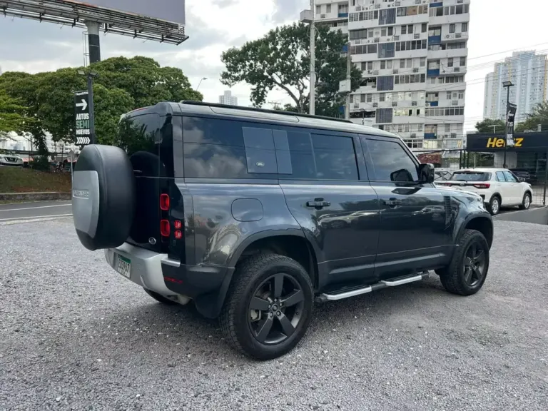 2023 Land Rover Defender