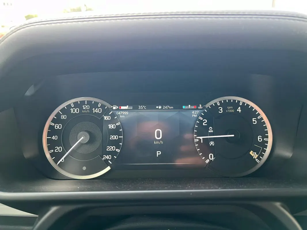 2023 Land Rover Defender