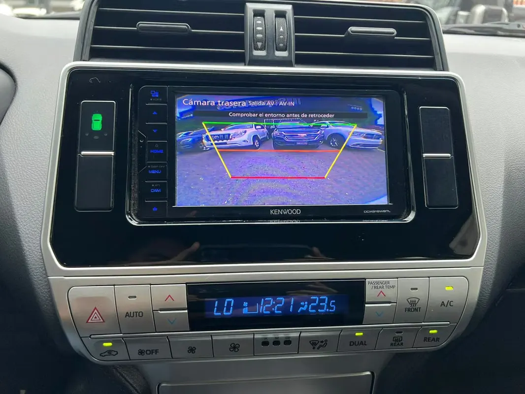 2023 Toyota Land Cruiser Prado