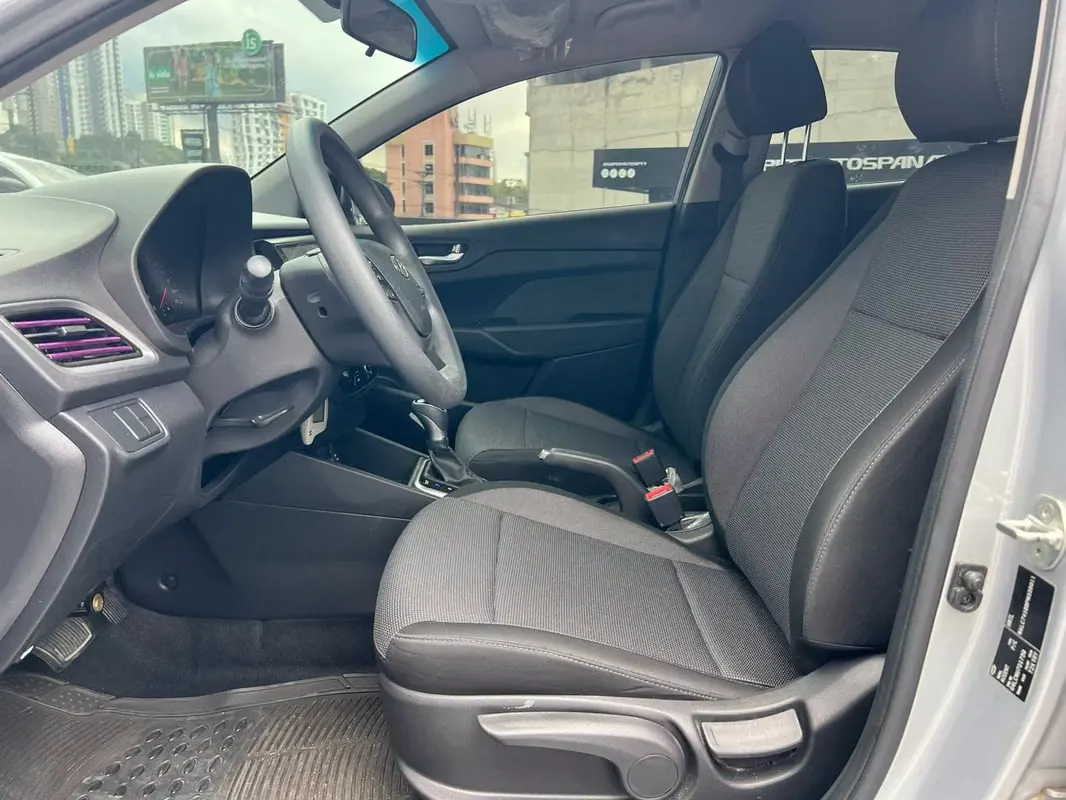 2023 Hyundai Accent