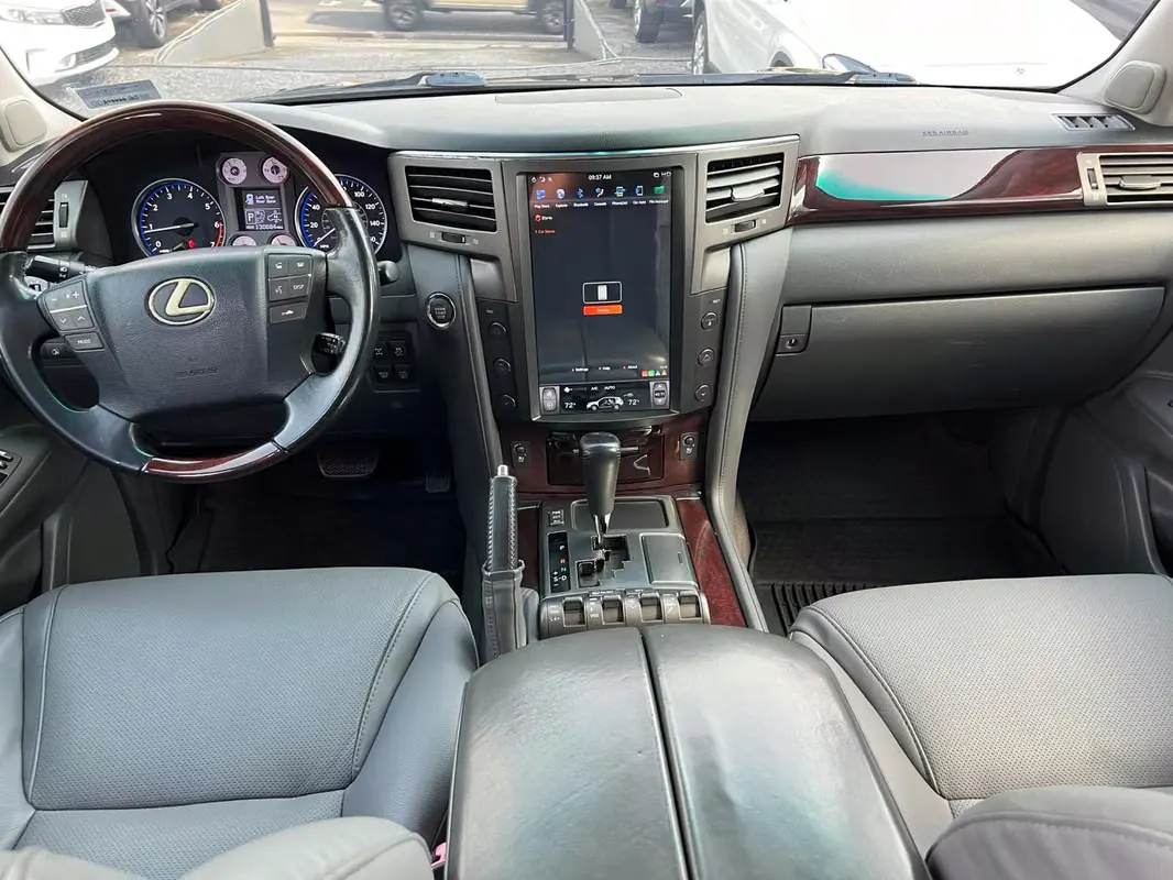 2010 Lexus LX