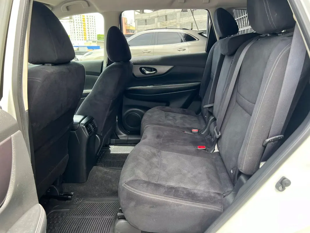 2017 Nissan X-Trail