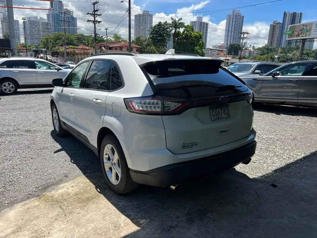 2018 Ford Edge