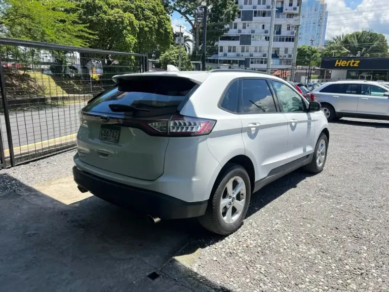 2018 Ford Edge