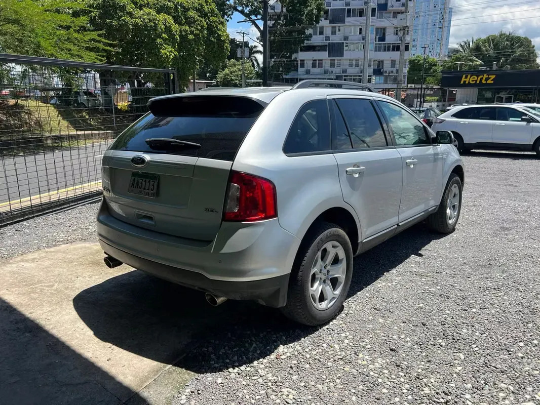 2014 Ford Edge