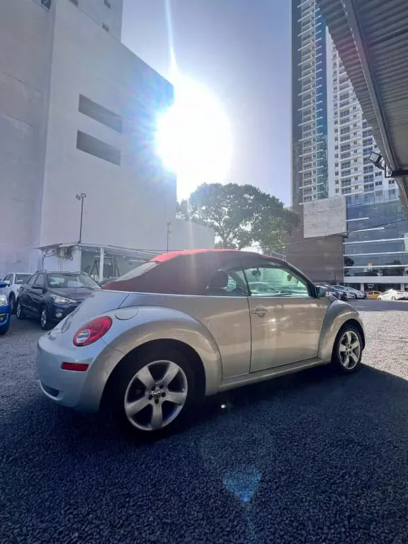 2009 Volkswagen New Beetle