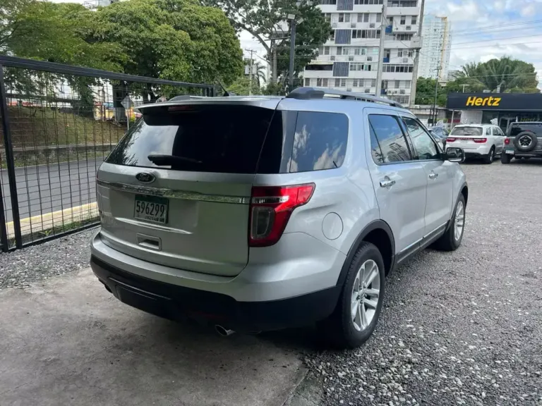 2011 Ford Explorer