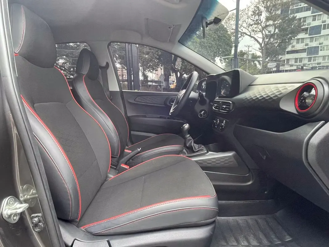 2023 Hyundai Grand i10