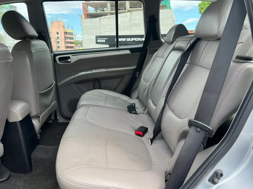 2013 Mitsubishi Nativa