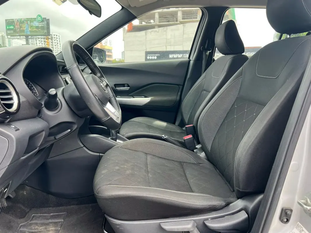 2020 Nissan Kicks