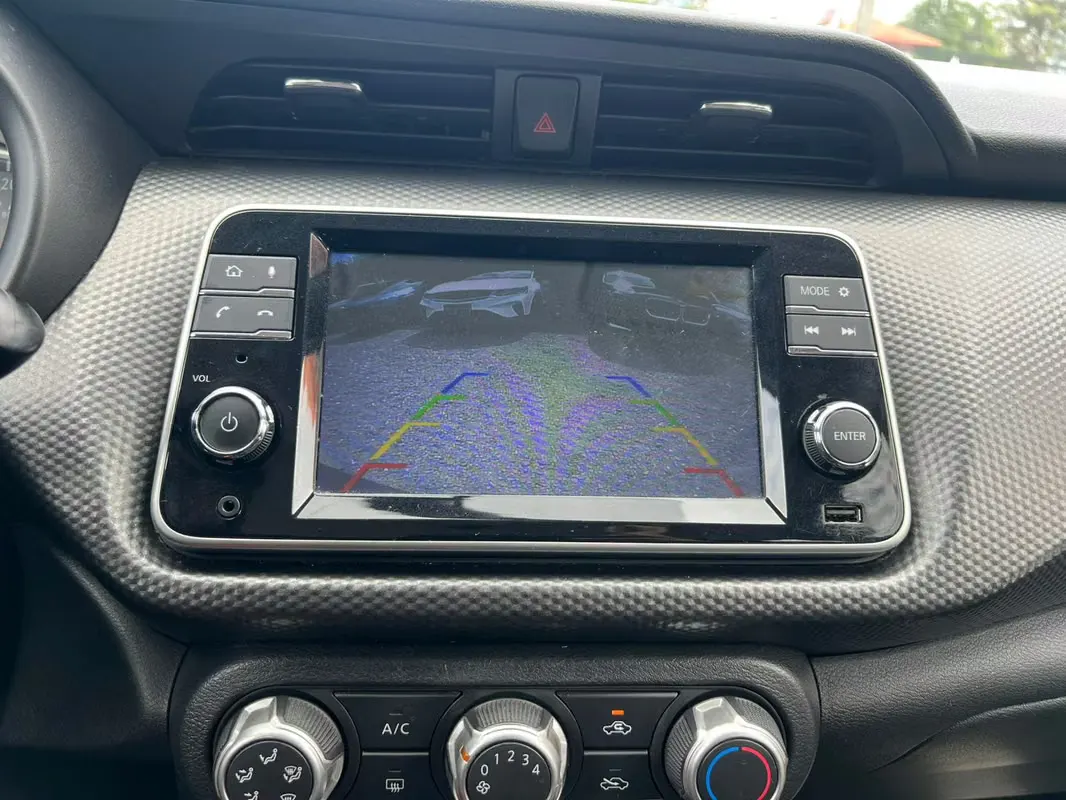2020 Nissan Kicks