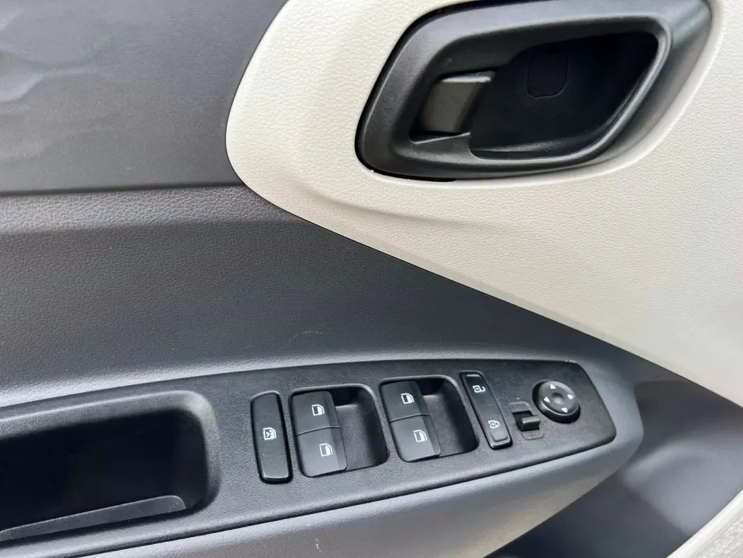 2025 Hyundai Grand i10