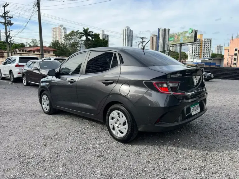 2025 Hyundai Grand i10