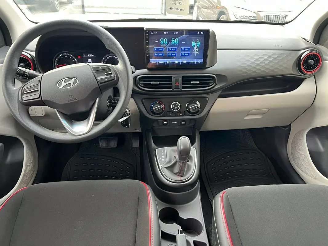 2025 Hyundai Grand i10
