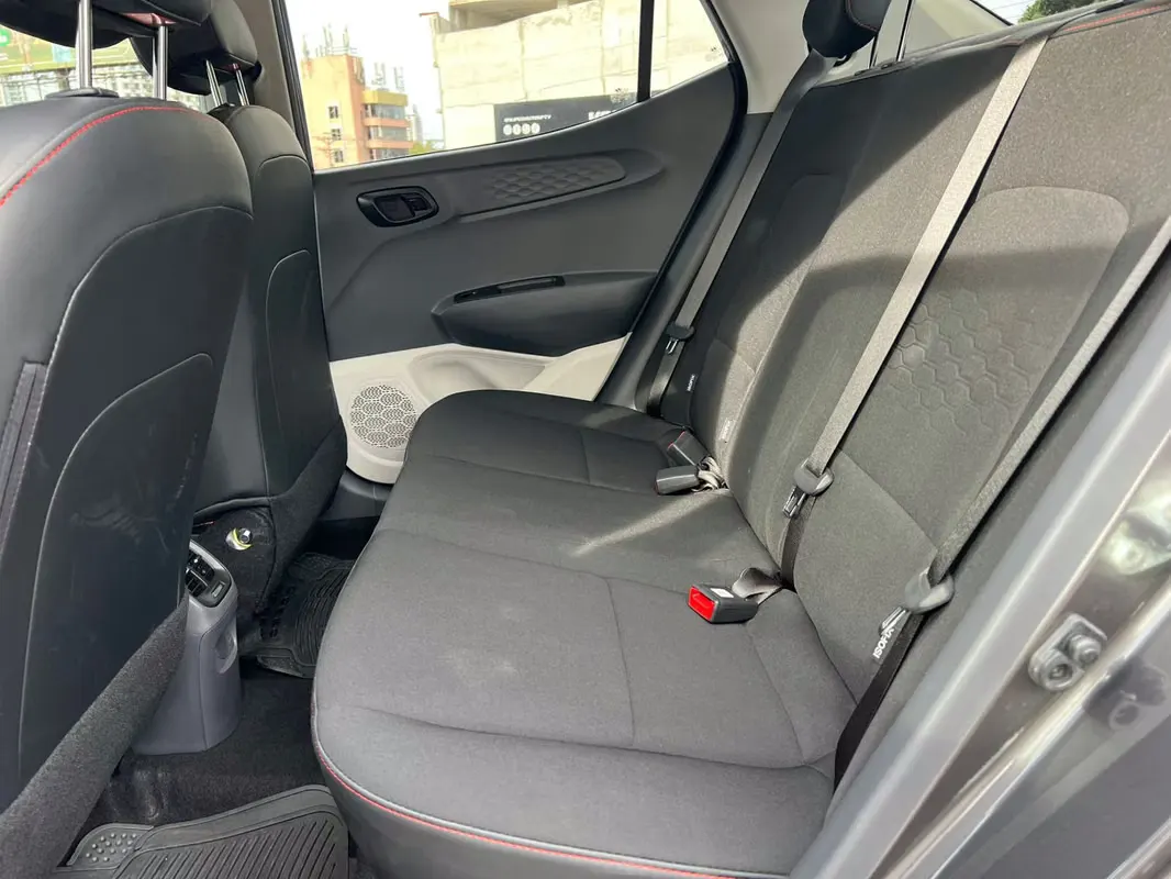 2025 Hyundai Grand i10