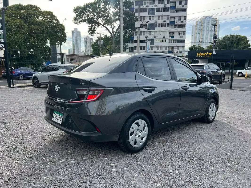 2025 Hyundai Grand i10