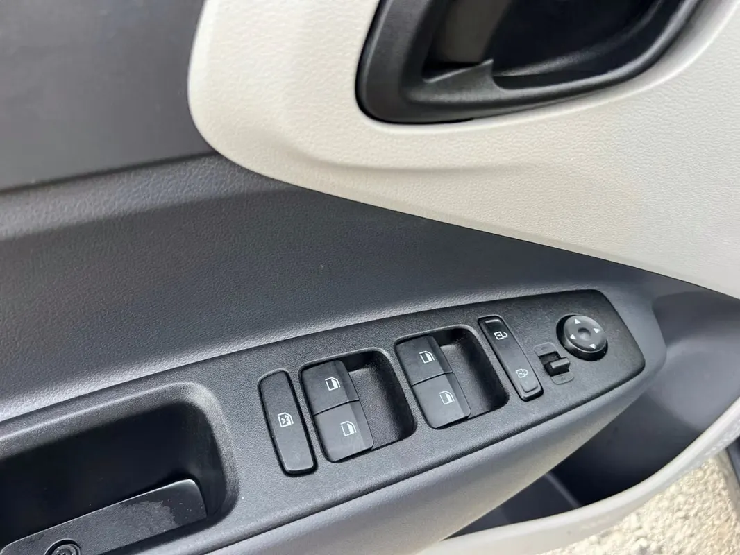 2025 Hyundai Grand i10