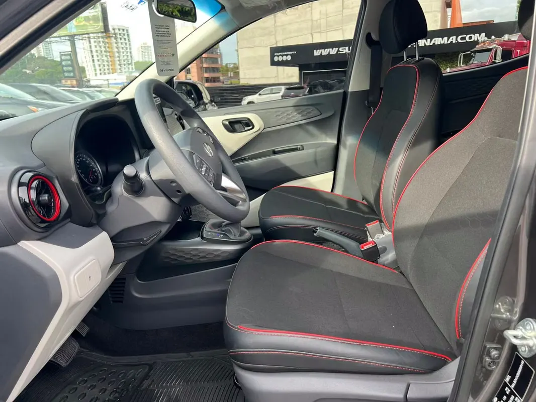 2025 Hyundai Grand i10