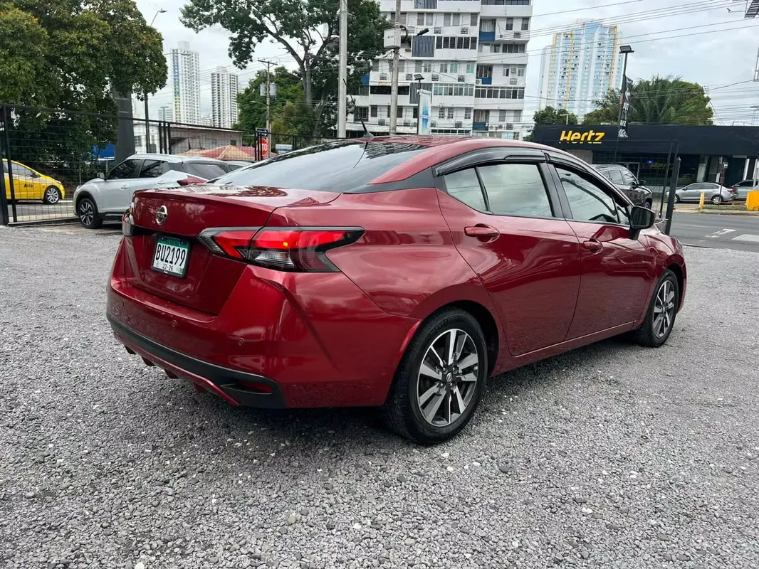 2022 Nissan Versa