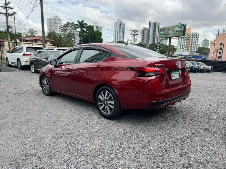 2022 Nissan Versa