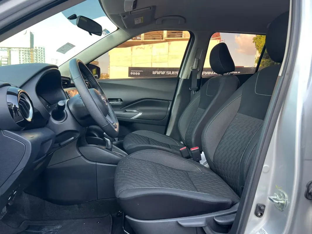 2024 Nissan Kicks