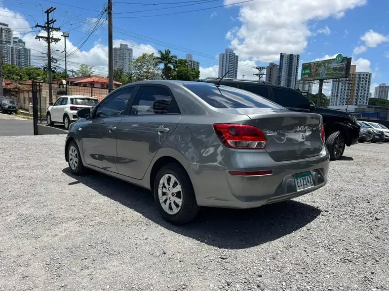 2014 Kia Soluto