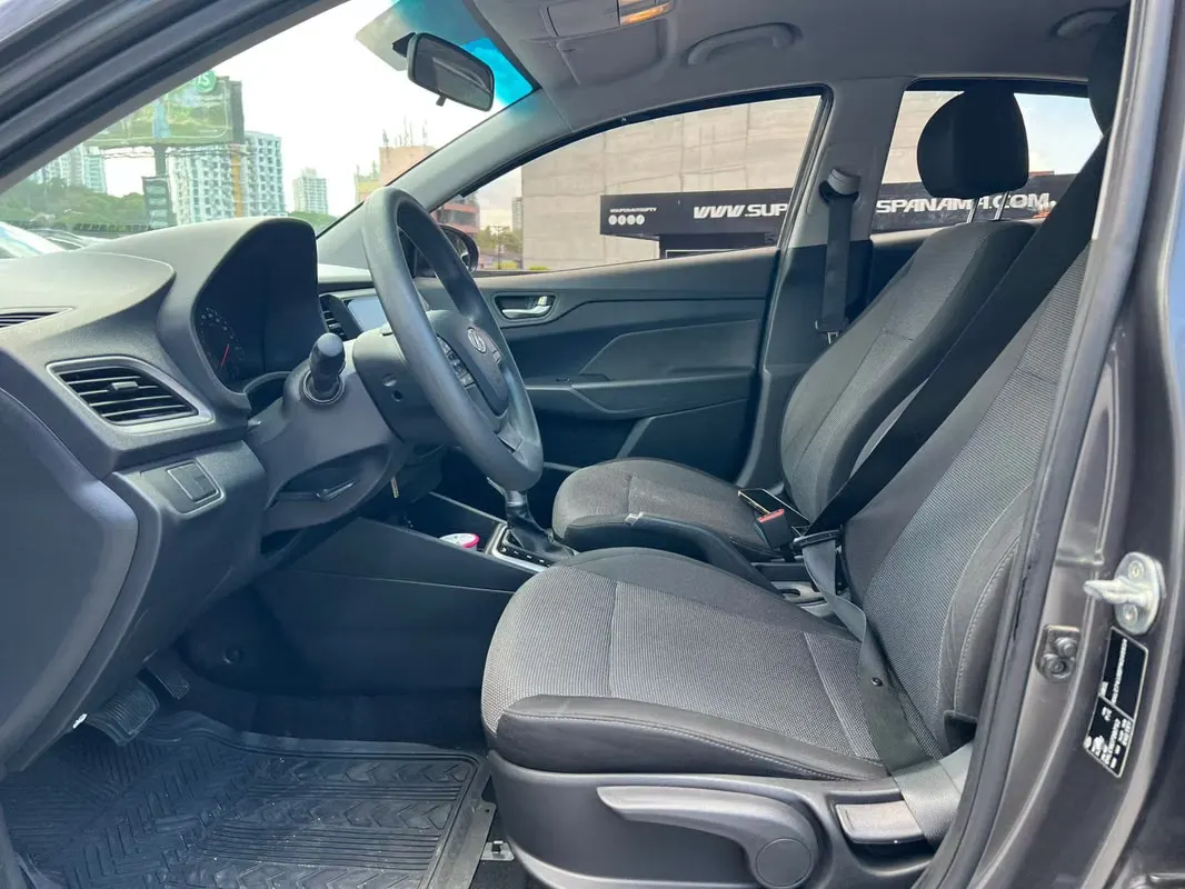 2023 Hyundai Accent