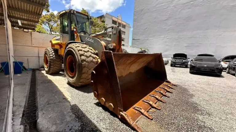 2015 John Deere 644