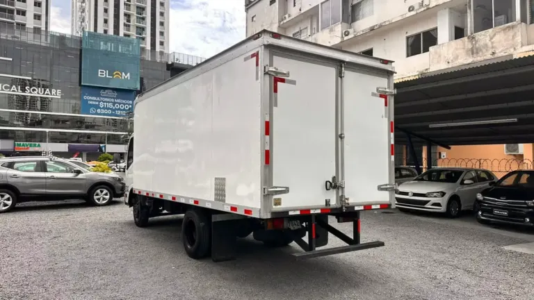 2024 Isuzu NKR