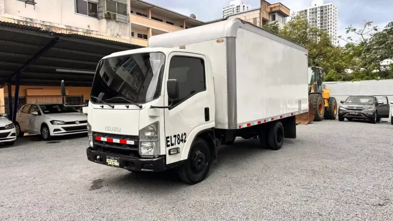 2024 Isuzu NKR