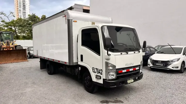 2024 Isuzu NKR