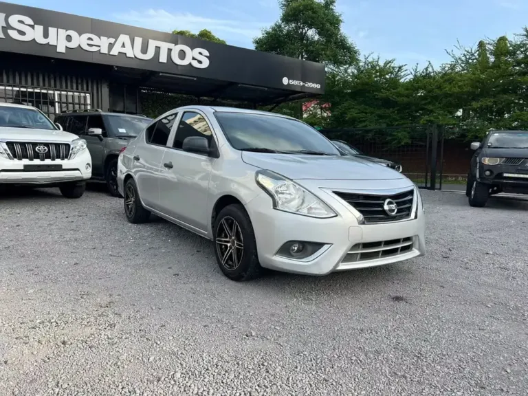 2019 Nissan Versa