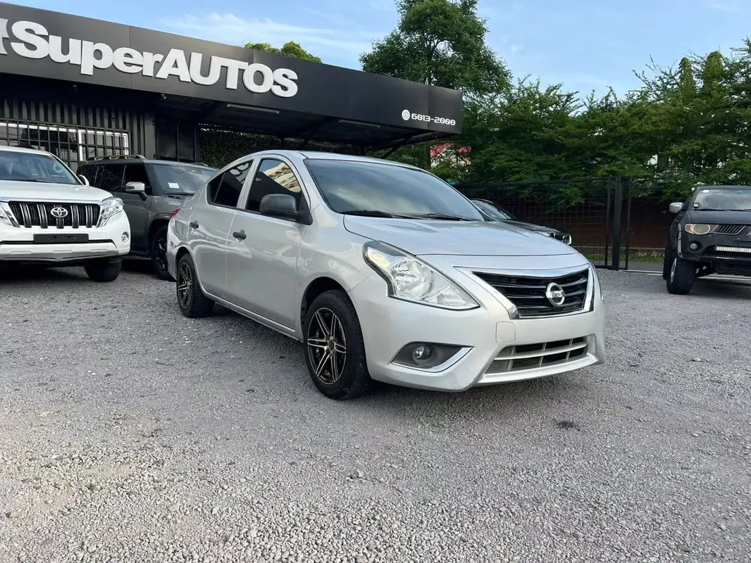 2019 Nissan Versa