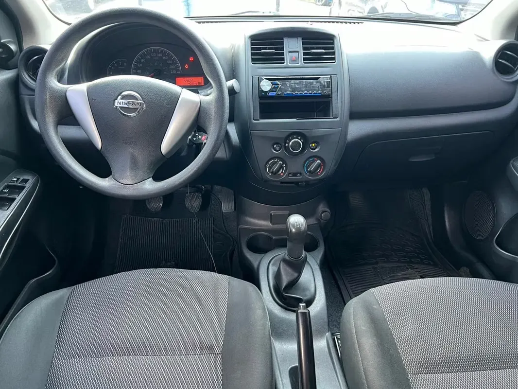 2019 Nissan Versa