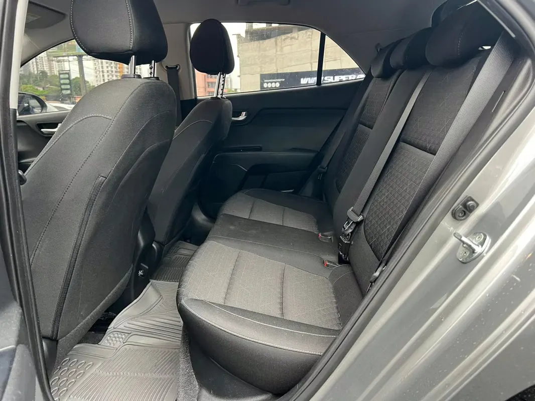 2023 Kia Rio