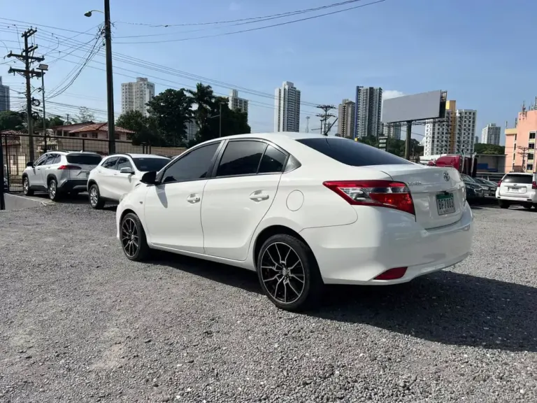 2017 Toyota Yaris