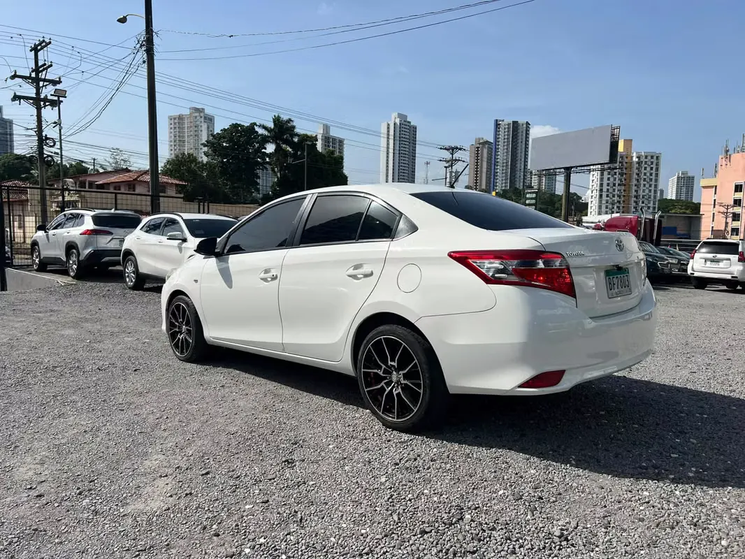 2017 Toyota Yaris
