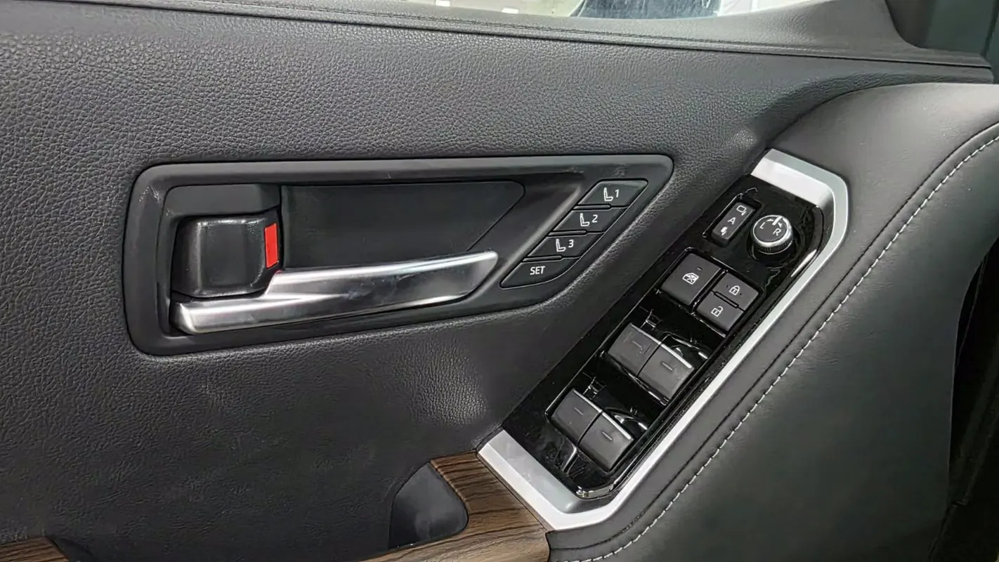 2025 Toyota Land Cruiser