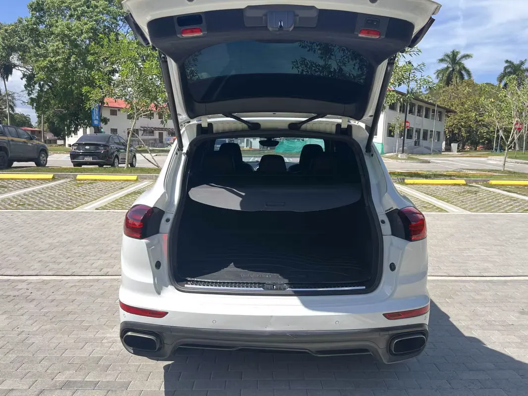 2017 Porsche Cayenne