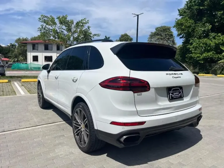 2017 Porsche Cayenne