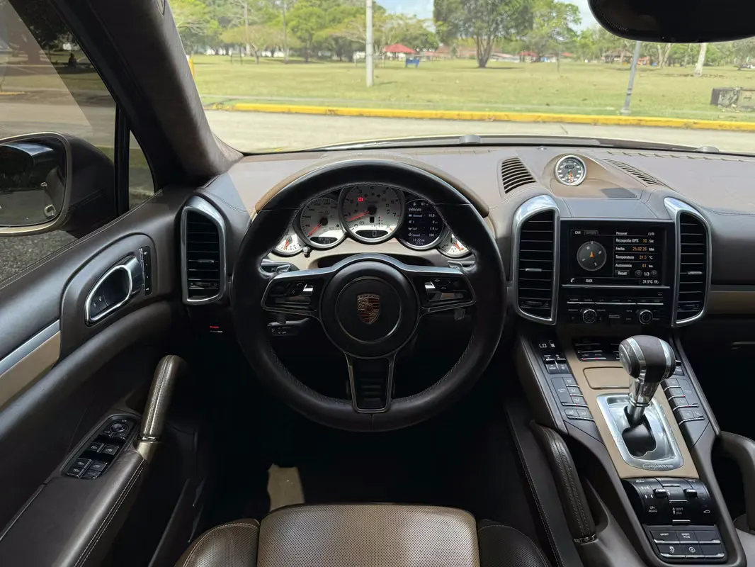 2015 Porsche Cayenne